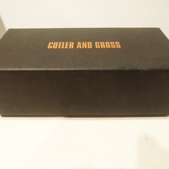 Cutler & Gross Box and Cloth - Picture 4 of 13